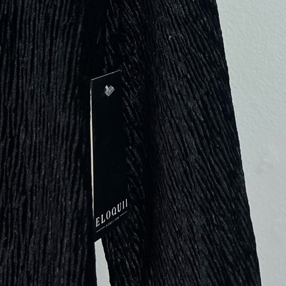 NWT Eloquii Flare Sleeve Textured Velvet Mini Dress in Black - Picture 5 of 7